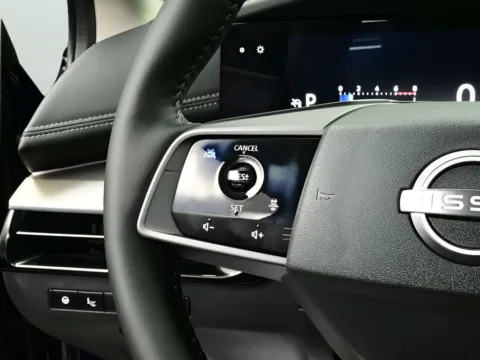 More photos of 2026 Nissan Murano Platinum at Dorsett Nissan, IN