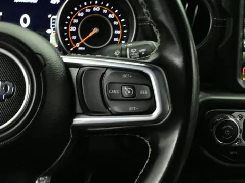 More photos of 2022 Jeep Gladiator Overland at Dorsett Nissan, IN