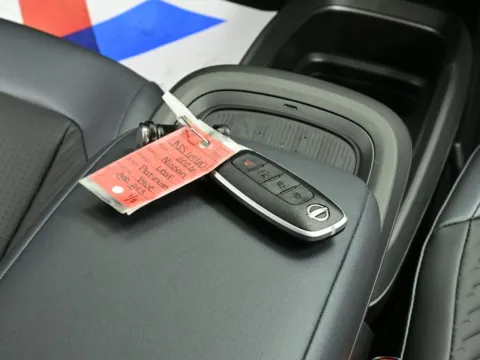 Another view of 2026 Nissan LEAF PLATINUM+ for sale in Terre Haute, IN at Dorsett Nissan