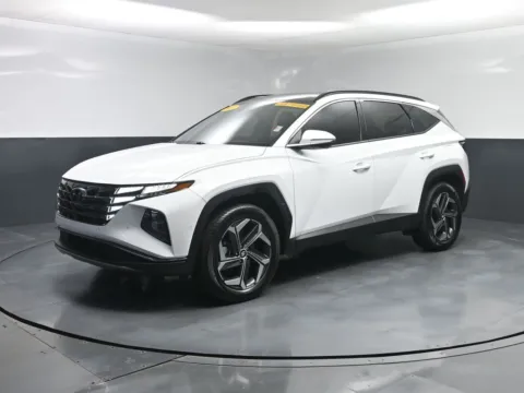 White 2024 Hyundai Tucson Hybrid Limited for sale in Terre Haute, IN