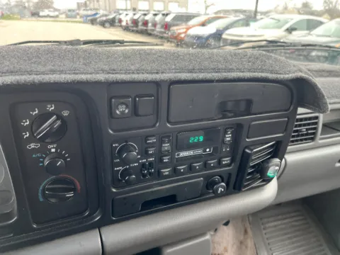More photos of 1996 Dodge Ram Pickup 1500 ST at Dorsett Nissan, IN