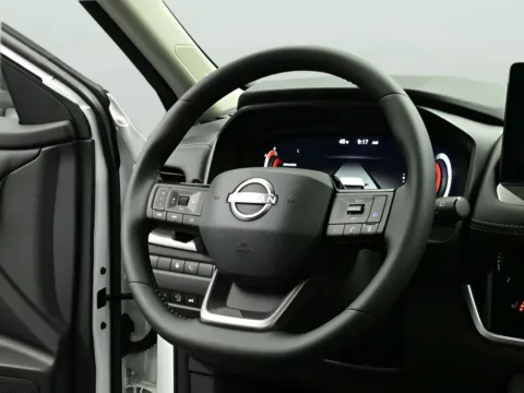 More photos of 2026 Nissan Rogue Platinum at Dorsett Nissan, IN