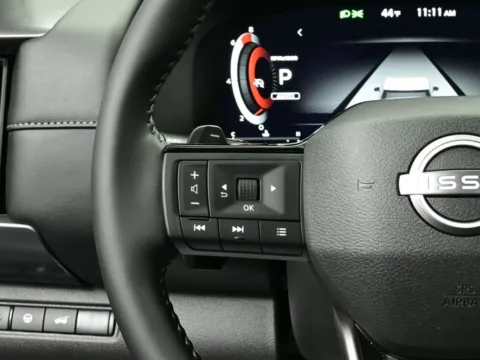 More photos of 2026 Nissan Pathfinder SL at Dorsett Nissan, IN