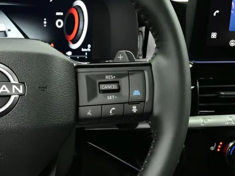 More photos of 2026 Nissan Pathfinder SL at Dorsett Nissan, IN