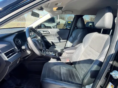 Photos of 2024 Mitsubishi Outlander SE for sale in Terre Haute, IN at Dorsett Nissan