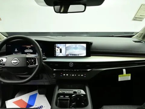 Photos of 2026 Nissan Murano Platinum for sale in Terre Haute, IN at Dorsett Nissan