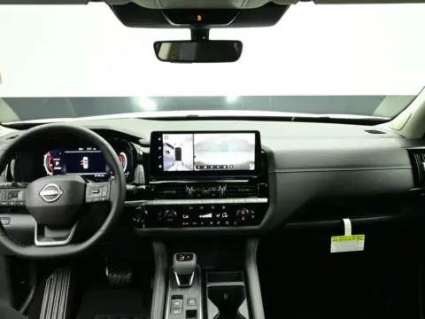 Photos of 2026 Nissan Pathfinder Platinum for sale in Terre Haute, IN at Dorsett Nissan