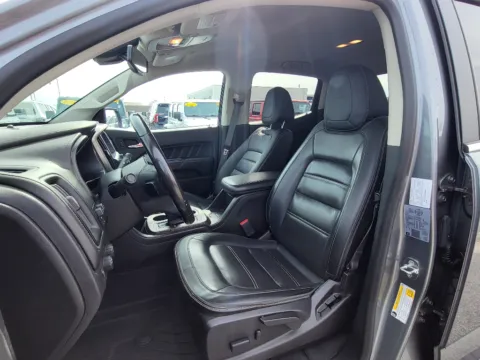 More photos of 2022 GMC Canyon 4WD Denali at Dorsett Nissan, IN