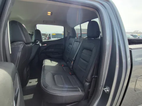 More photos of 2022 GMC Canyon 4WD Denali at Dorsett Nissan, IN