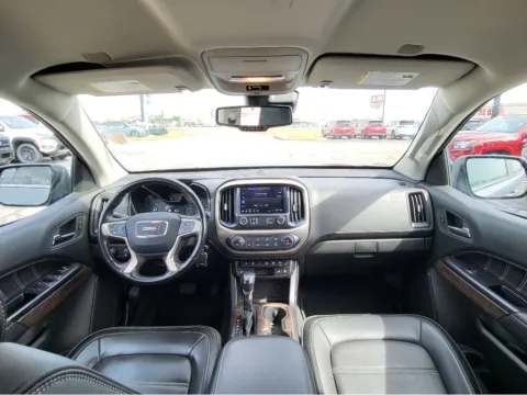 Photos of 2022 GMC Canyon 4WD Denali for sale in Terre Haute, IN at Dorsett Nissan