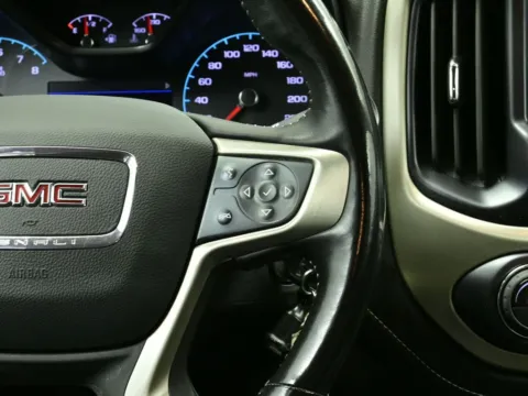More photos of 2022 GMC Canyon 4WD Denali at Dorsett Nissan, IN