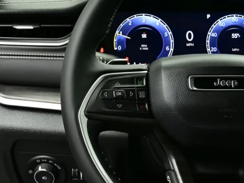 More photos of 2025 Jeep Grand Cherokee Limited at Dorsett Nissan, IN
