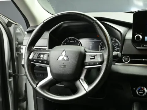 Another view of 2024 Mitsubishi Outlander SE for sale in Terre Haute, IN at Dorsett Nissan