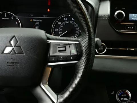 More photos of 2024 Mitsubishi Outlander SE at Dorsett Nissan, IN