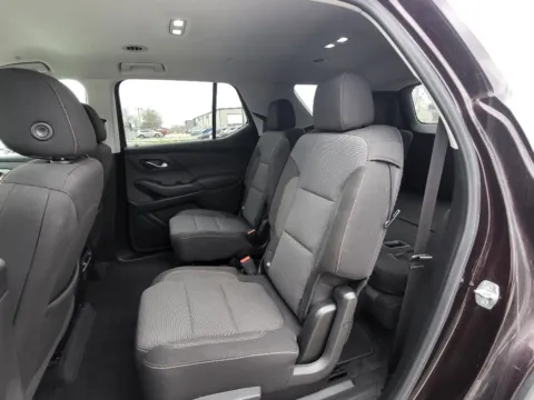 More photos of 2020 Chevrolet Traverse LT Cloth at Dorsett Nissan, IN