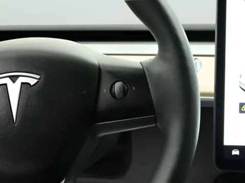 More photos of 2021 Tesla Model Y Long Range at Dorsett Nissan, IN