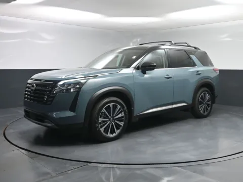 Green 2026 Nissan Pathfinder Platinum for sale in Terre Haute, IN
