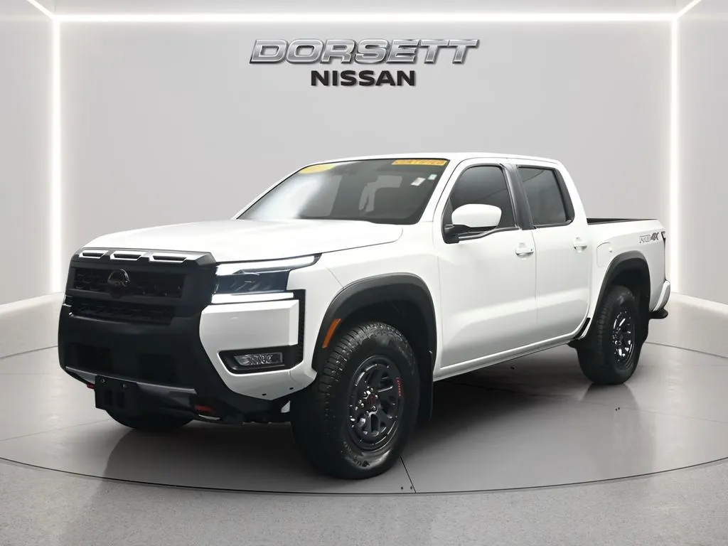 White 2025 Nissan Frontier PRO-4X for sale in Terre Haute, IN