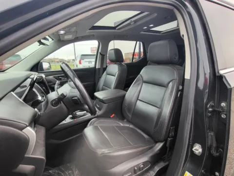 More photos of 2021 Chevrolet Traverse LT Leather at Dorsett Nissan, IN