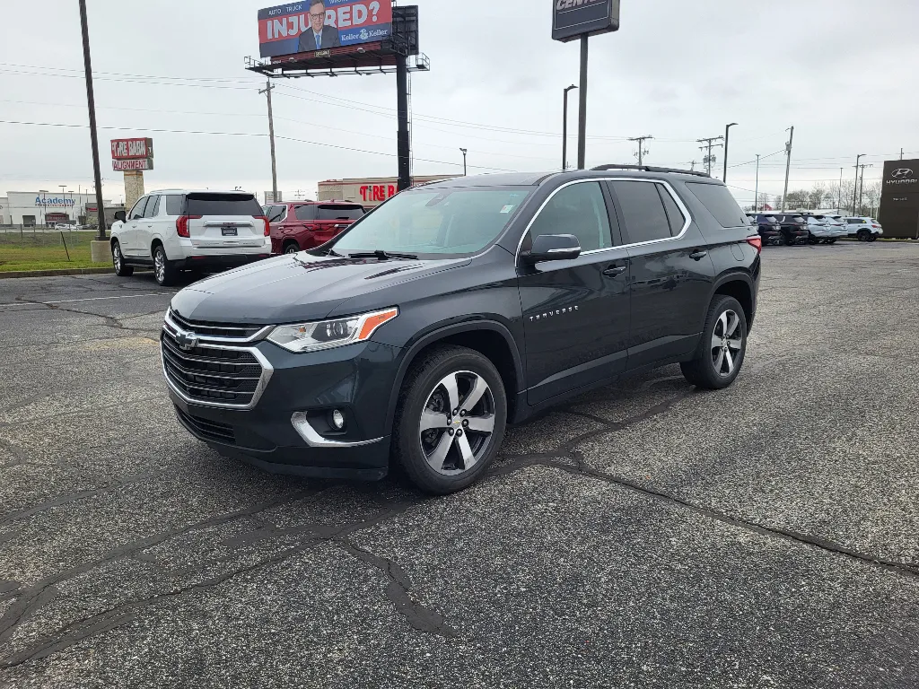 2021 Chevrolet Traverse LT Leather for sale in Terre Haute, IN