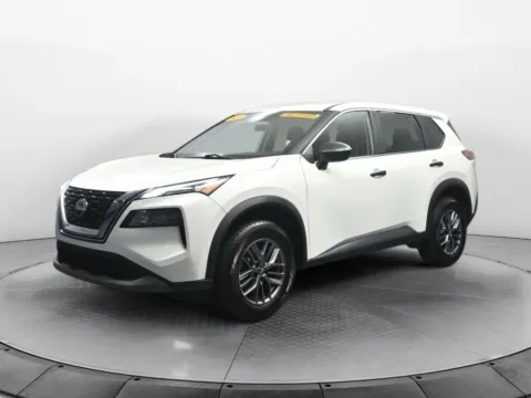 White 2023 Nissan Rogue S for sale in Terre Haute, IN