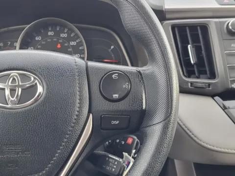 More photos of 2015 Toyota RAV4 XLE at Dorsett Nissan, IN