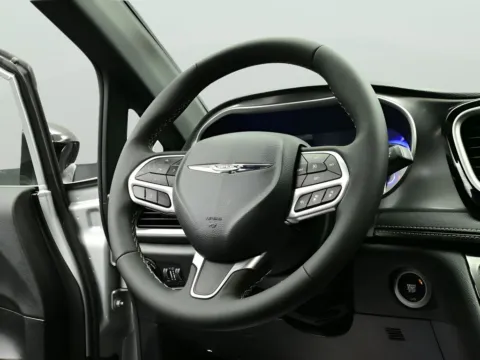 Another view of 2026 Chrysler Pacifica Select for sale in Terre Haute, IN at Dorsett Nissan