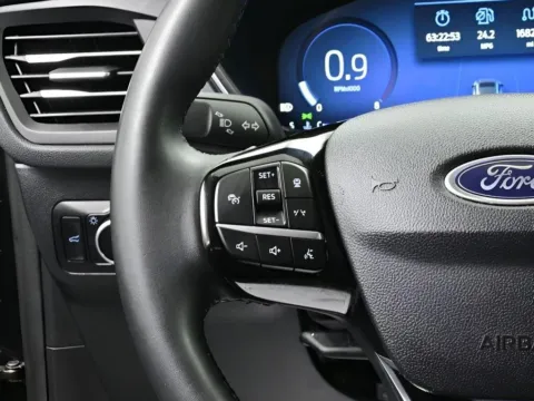 More photos of 2024 Ford Escape Platinum at Dorsett Nissan, IN