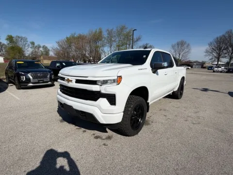White 2025 Chevrolet Silverado 1500 LT for sale in Terre Haute, IN