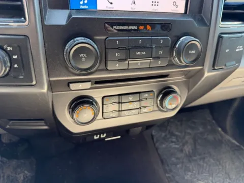 More photos of 2018 Ford F-150 XLT at Dorsett Nissan, IN