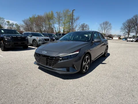 Gray 2023 Hyundai Elantra Limited for sale in Terre Haute, IN