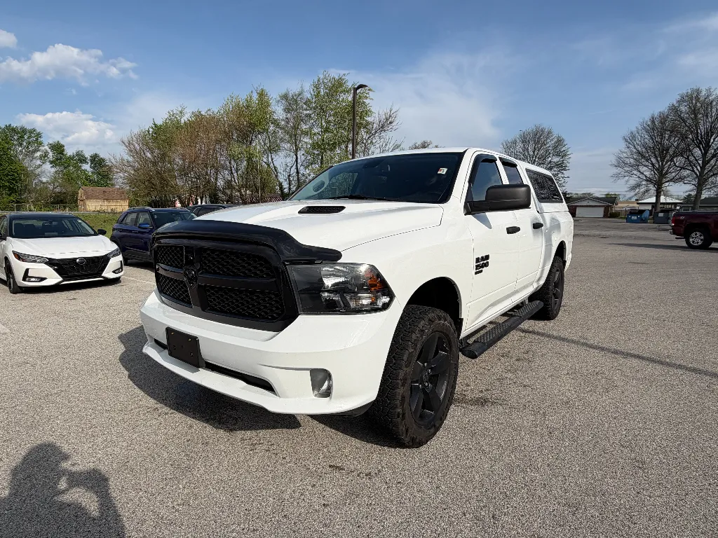 White 2021 Ram 1500 Classic Express for sale in Terre Haute, IN