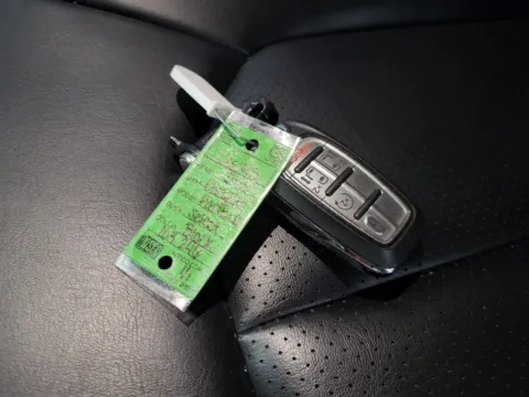 More photos of 2024 Chrysler Pacifica Hybrid Select at Dorsett Nissan, IN