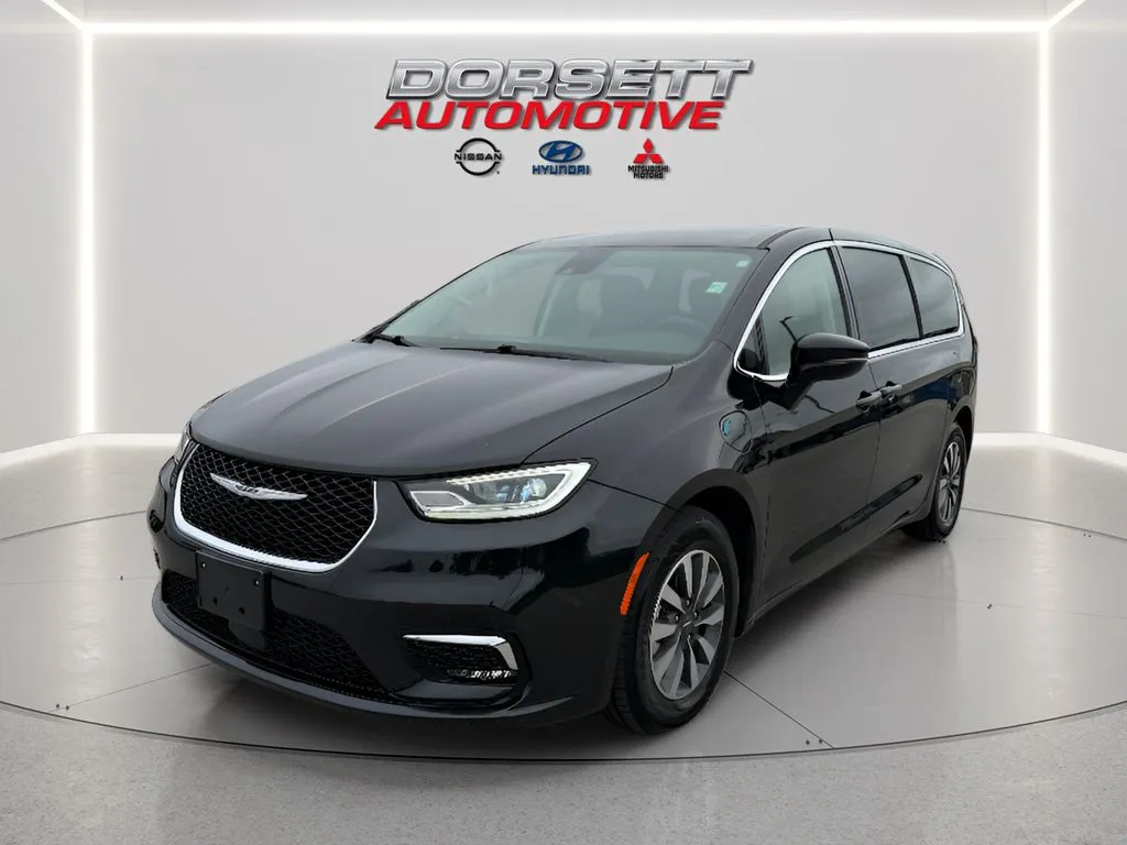 2024 Chrysler Pacifica Hybrid Select for sale in Terre Haute, IN