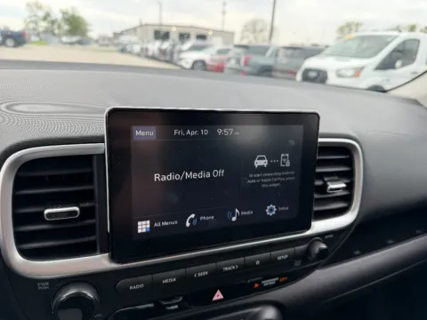 More photos of 2025 Hyundai Venue SEL at Dorsett Nissan, IN