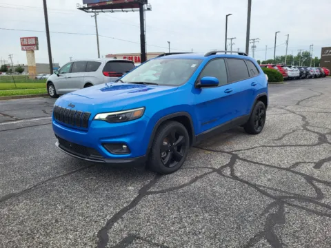 Blue 2021 Jeep Cherokee Altitude for sale in Terre Haute, IN