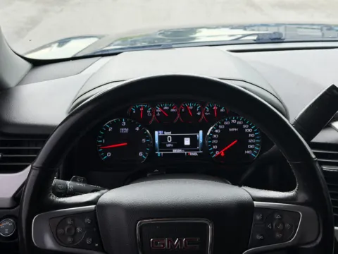 Photos of 2020 GMC Yukon XL 1500 SLT for sale in Terre Haute, IN at Dorsett Nissan