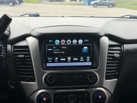 More photos of 2020 GMC Yukon XL 1500 SLT at Dorsett Nissan, IN