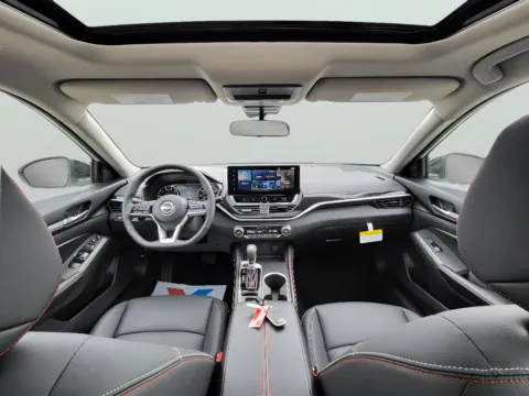 Photos of 2026 Nissan Altima SR for sale in Terre Haute, IN at Dorsett Nissan