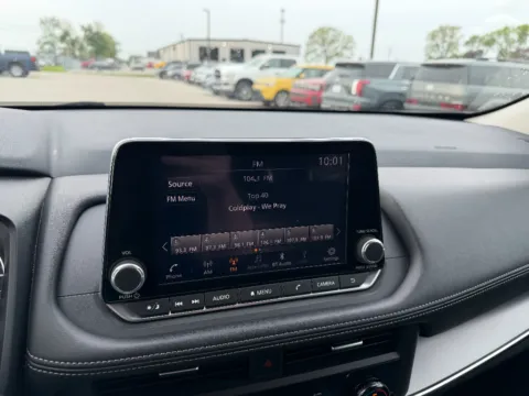 More photos of 2024 Nissan Rogue SV at Dorsett Nissan, IN