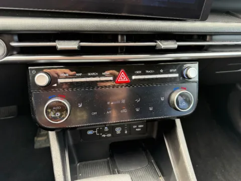 More photos of 2025 Hyundai Tucson SEL at Dorsett Nissan, IN