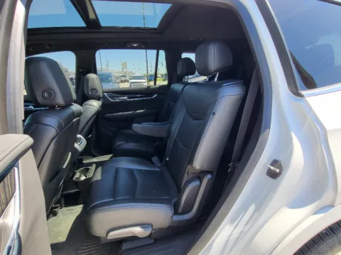 More photos of 2020 Cadillac XT6 AWD Premium Luxury at Dorsett Nissan, IN