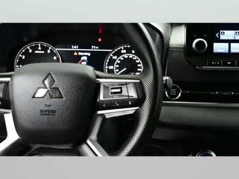 More photos of 2024 Mitsubishi Outlander SE at Dorsett Nissan, IN