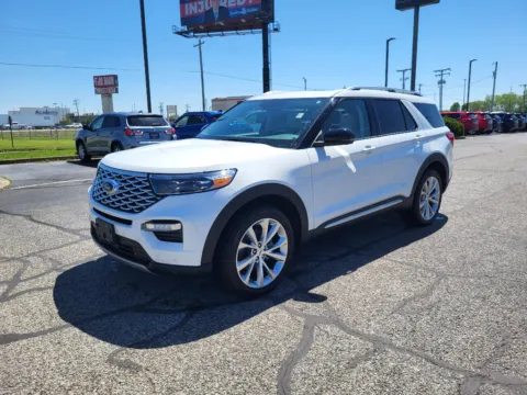 White 2023 Ford Explorer Platinum for sale in Terre Haute, IN