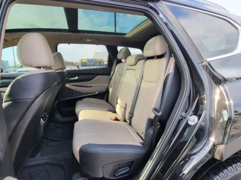 More photos of 2023 Hyundai Santa Fe SEL at Dorsett Nissan, IN
