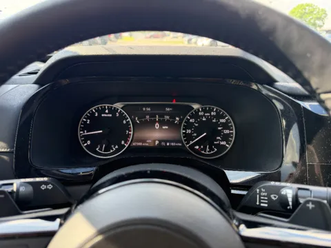 Another view of 2022 Nissan Pathfinder SL for sale in Terre Haute, IN at Dorsett Nissan