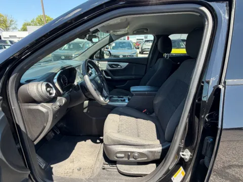 Photos of 2021 Chevrolet Blazer LT for sale in Terre Haute, IN at Dorsett Nissan