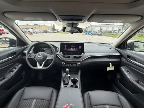 Another view of 2026 Nissan Altima SR for sale in Terre Haute, IN at Dorsett Nissan