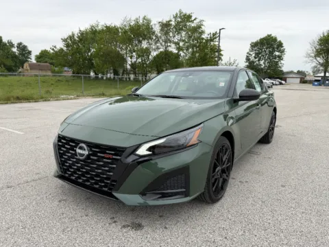 Green 2026 Nissan Altima SR for sale in Terre Haute, IN