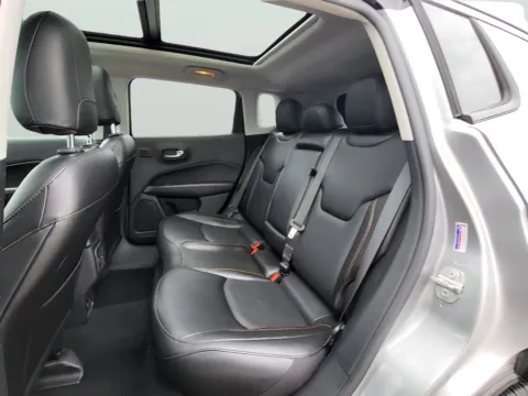 More photos of 2021 Jeep Compass Limited at Dorsett Nissan, IN